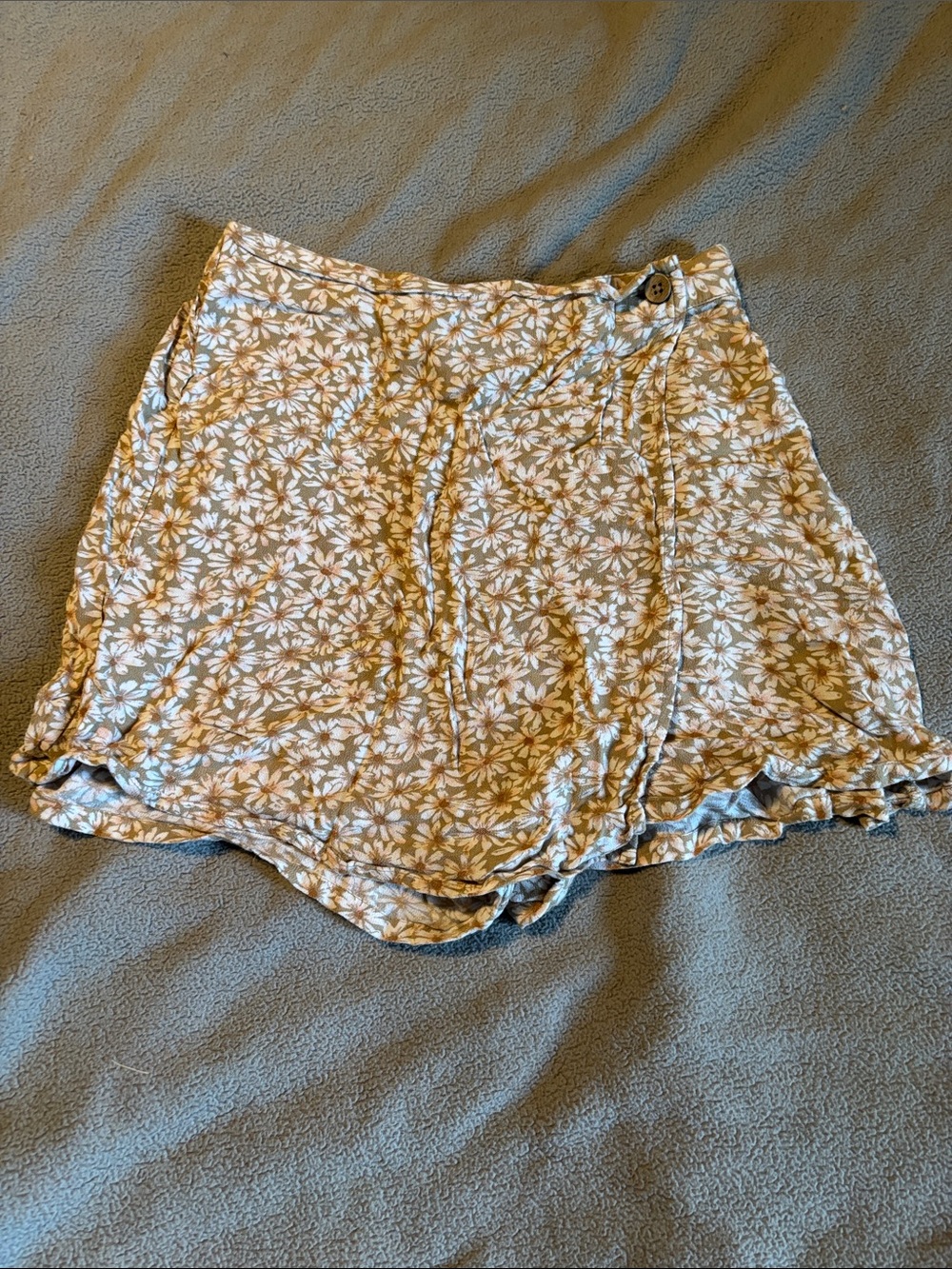 American Eagle Outfitters Beige Floral Wrap-Style Shorts